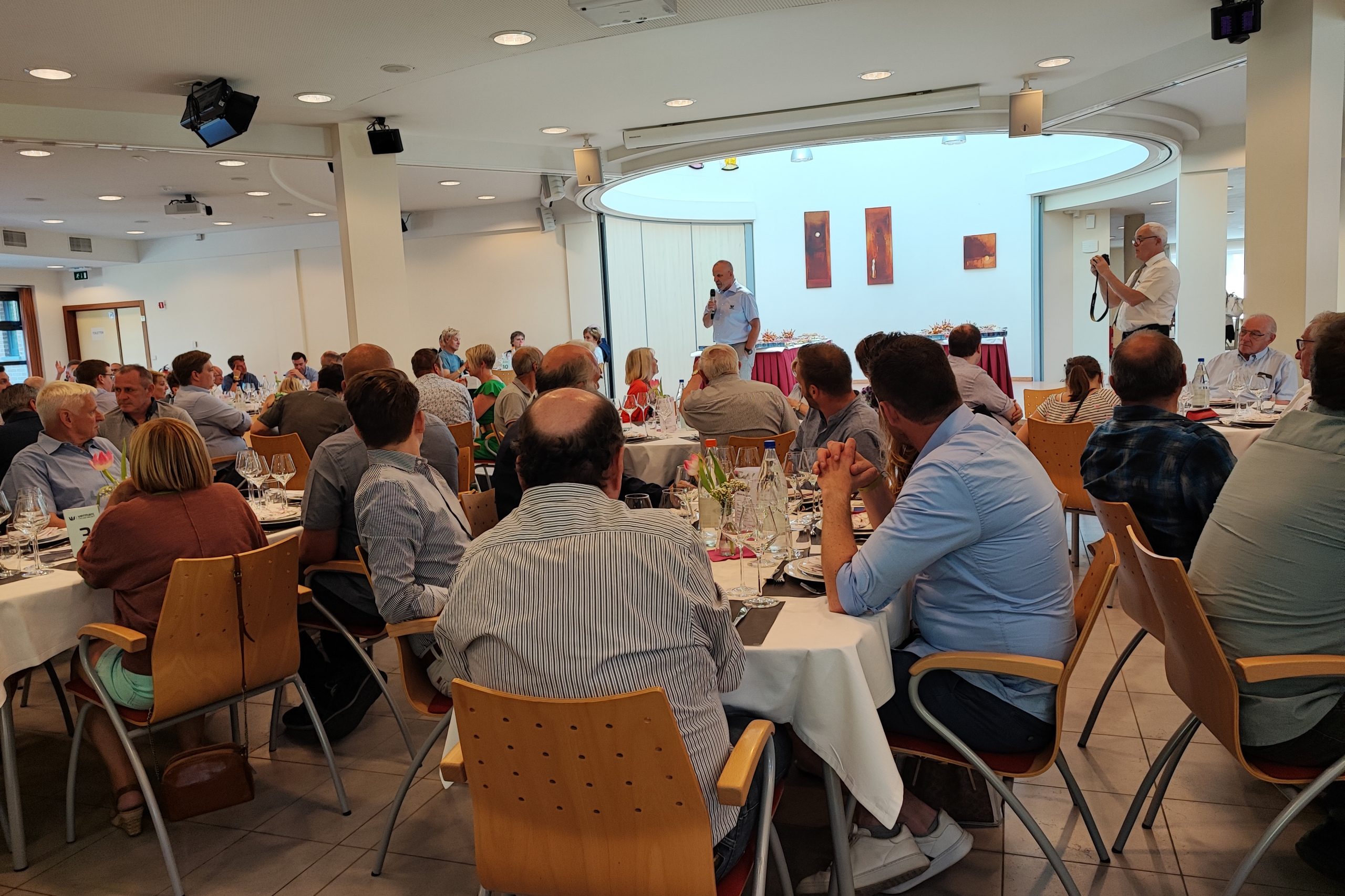 Feestzaal meetingcentrum Eenheid