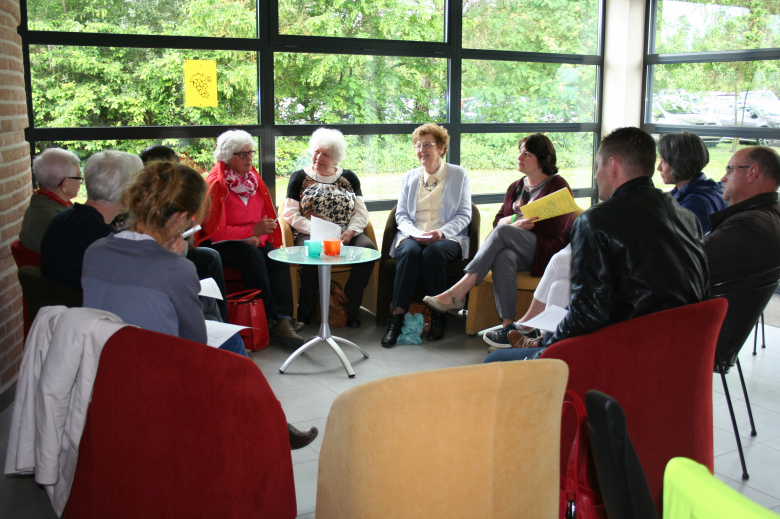 bar met salonnetje meetingcentrum Eenheid
